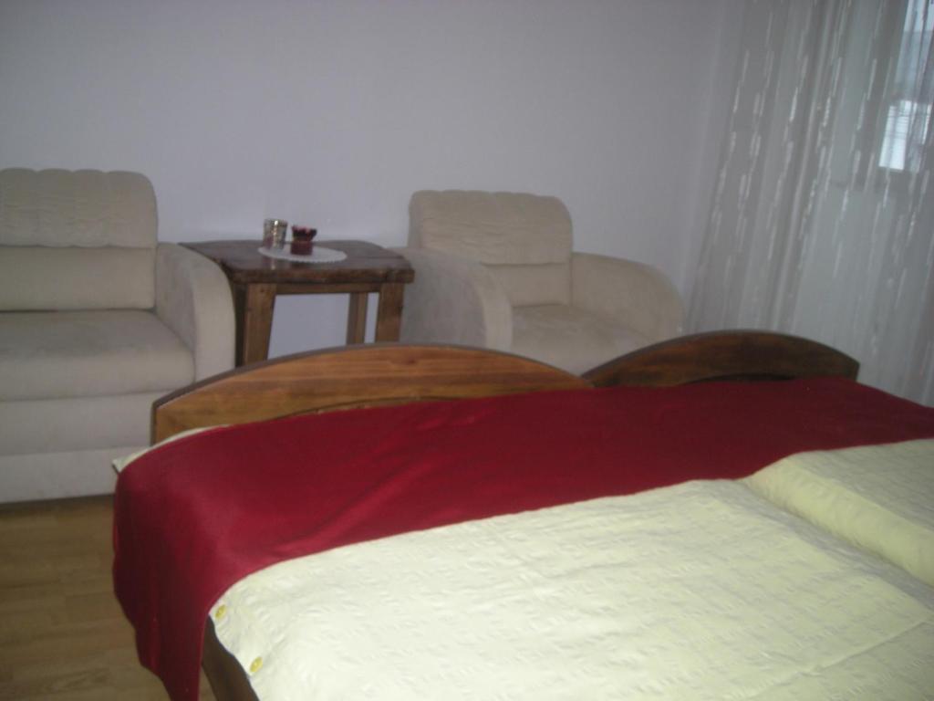 Turisticna Kmetija Logar Otel Grahovo Oda fotoğraf